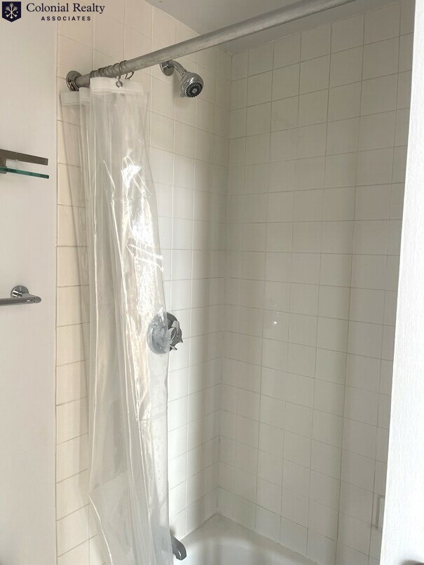 63 Brookline Ave, Fenway