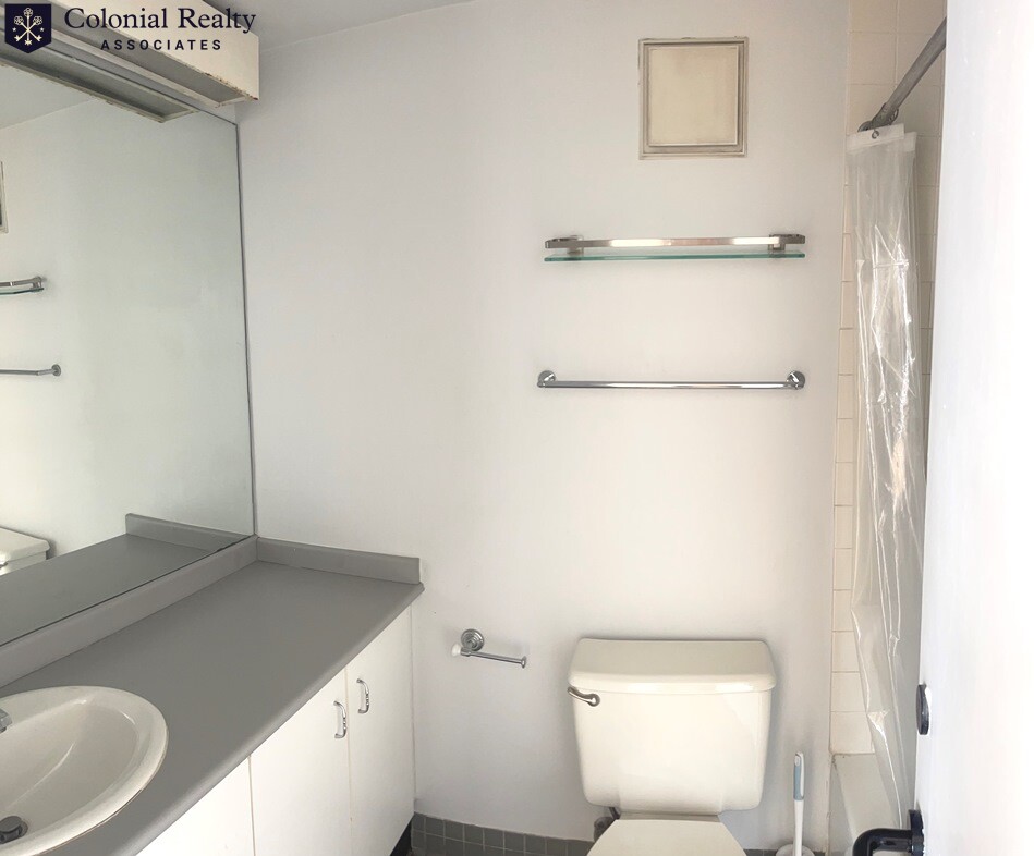 63 Brookline Ave, Fenway