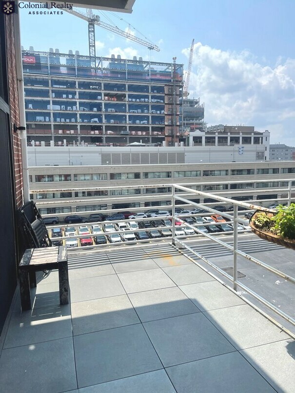 63 Brookline Ave, Fenway