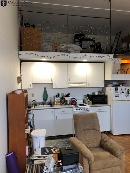 63 Brookline Ave, Fenway