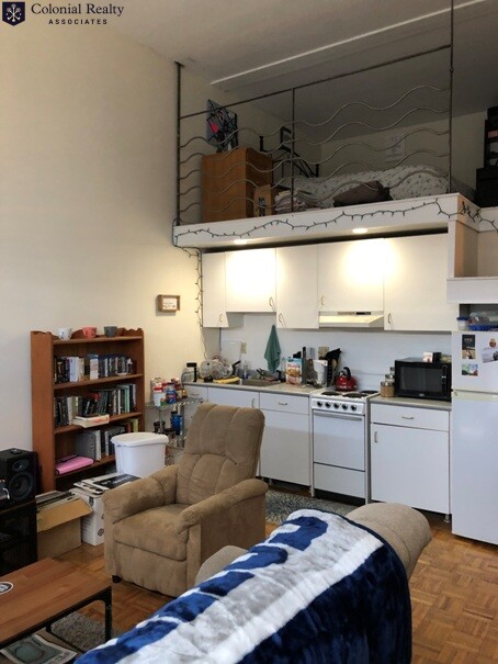 63 Brookline Ave, Fenway