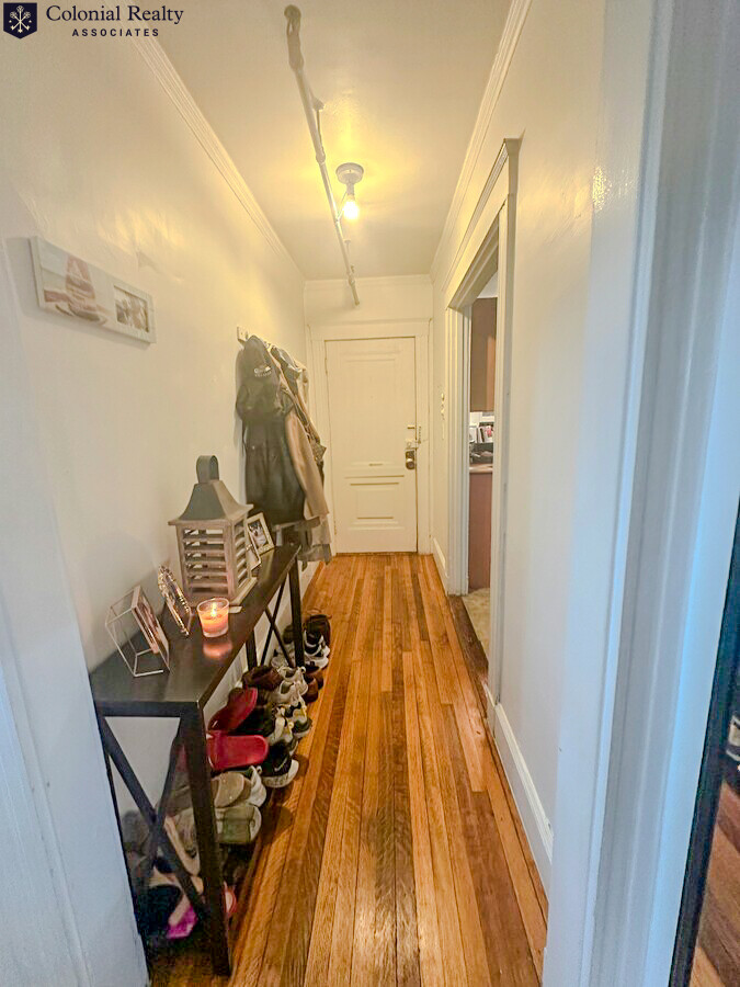 1615 Commonwealth Ave, Brighton