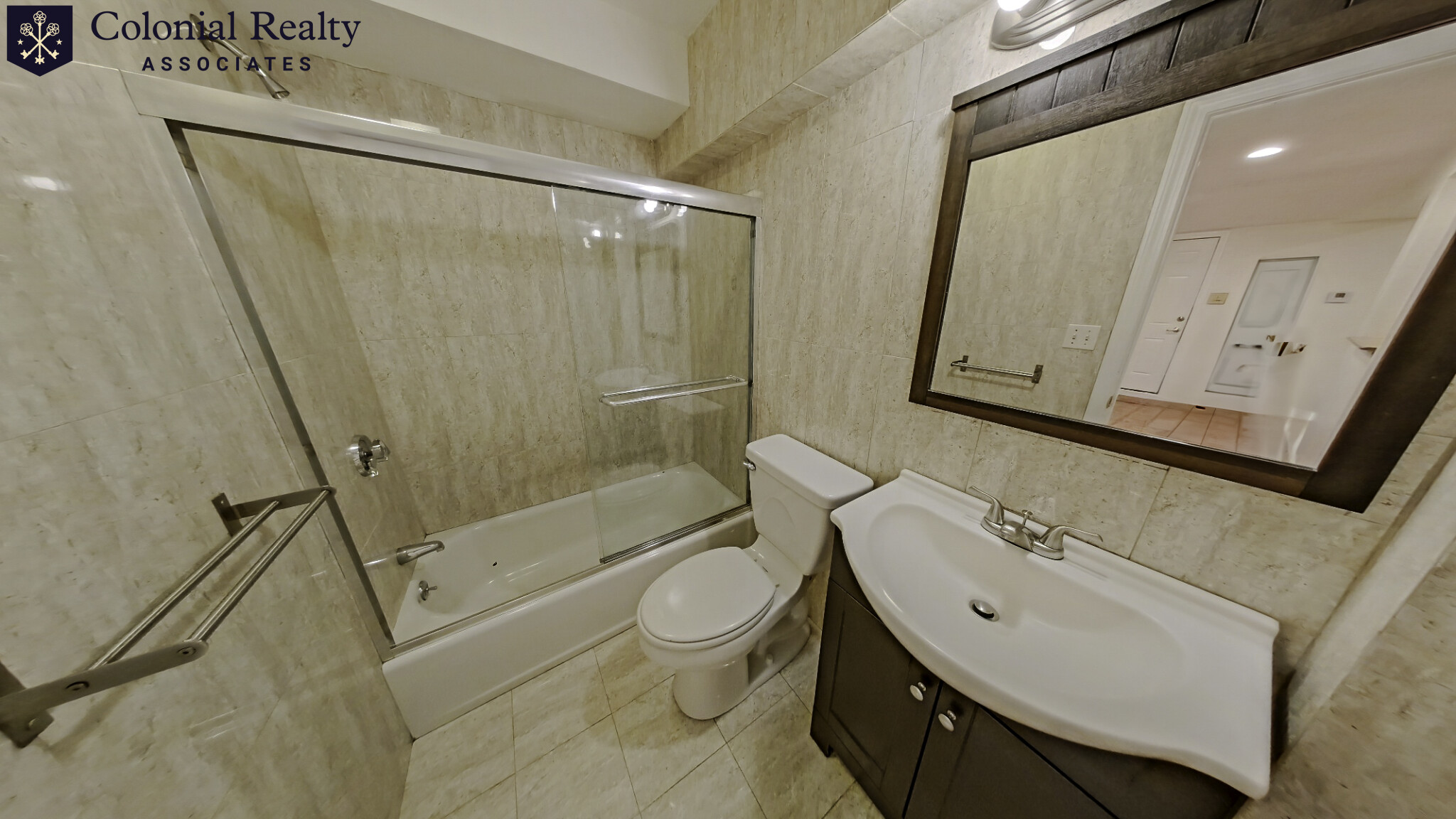 73 Thatcher St, North Brookline