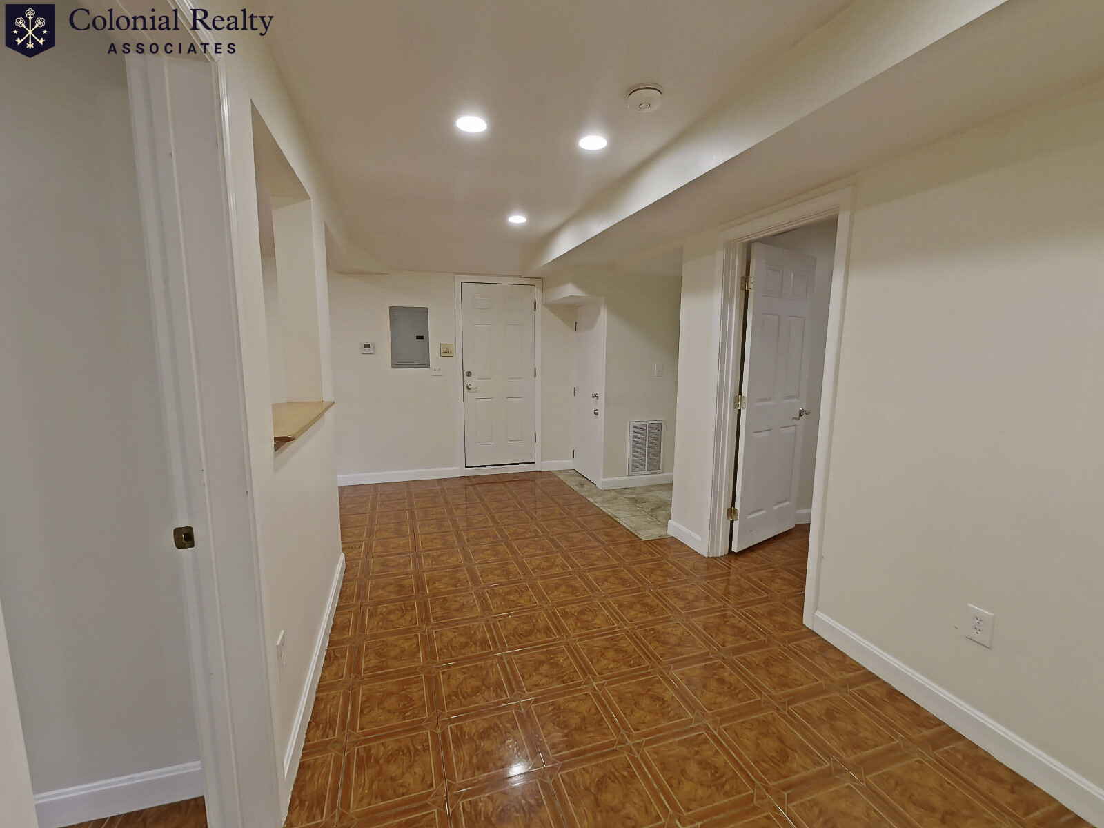 73 Thatcher St, North Brookline