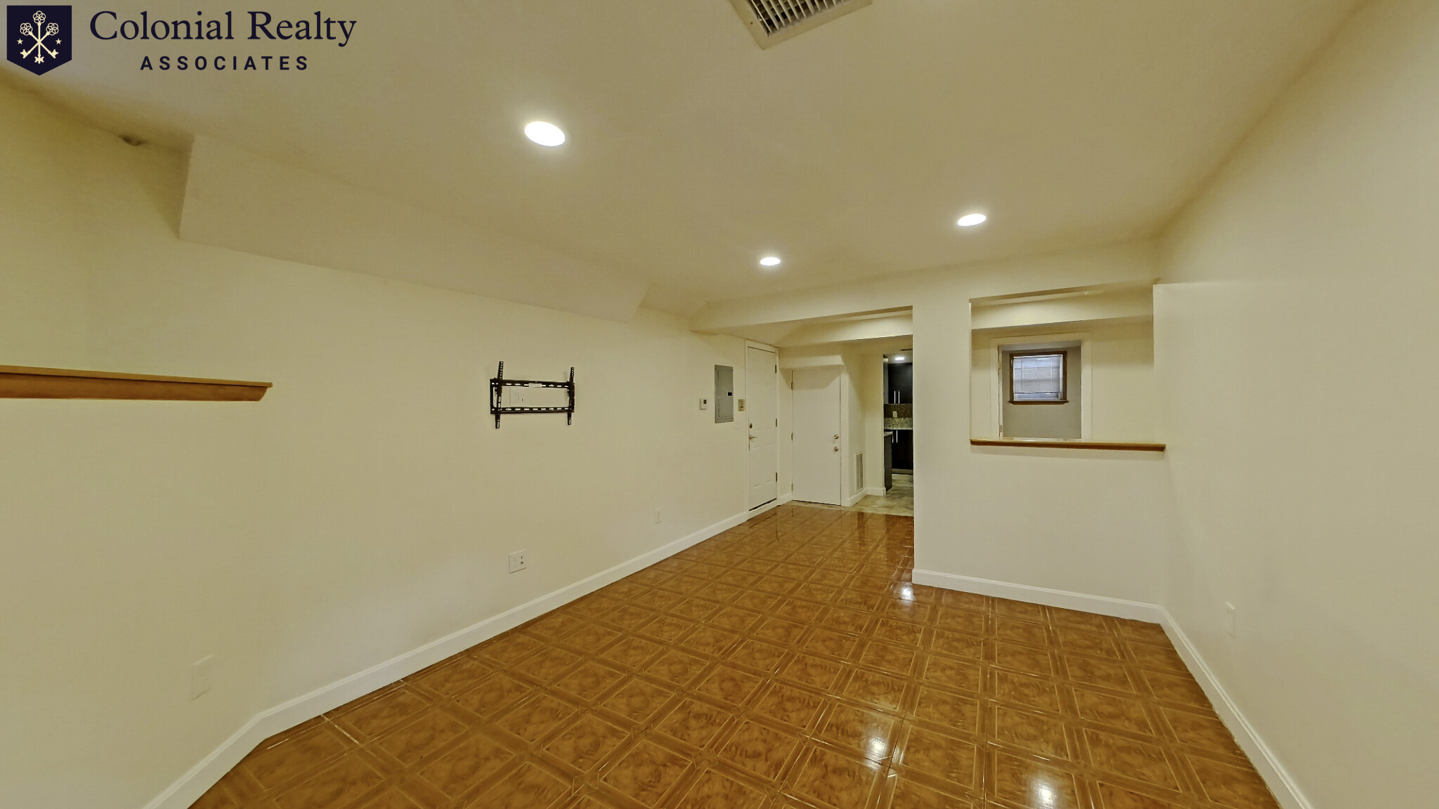 73 Thatcher St, North Brookline