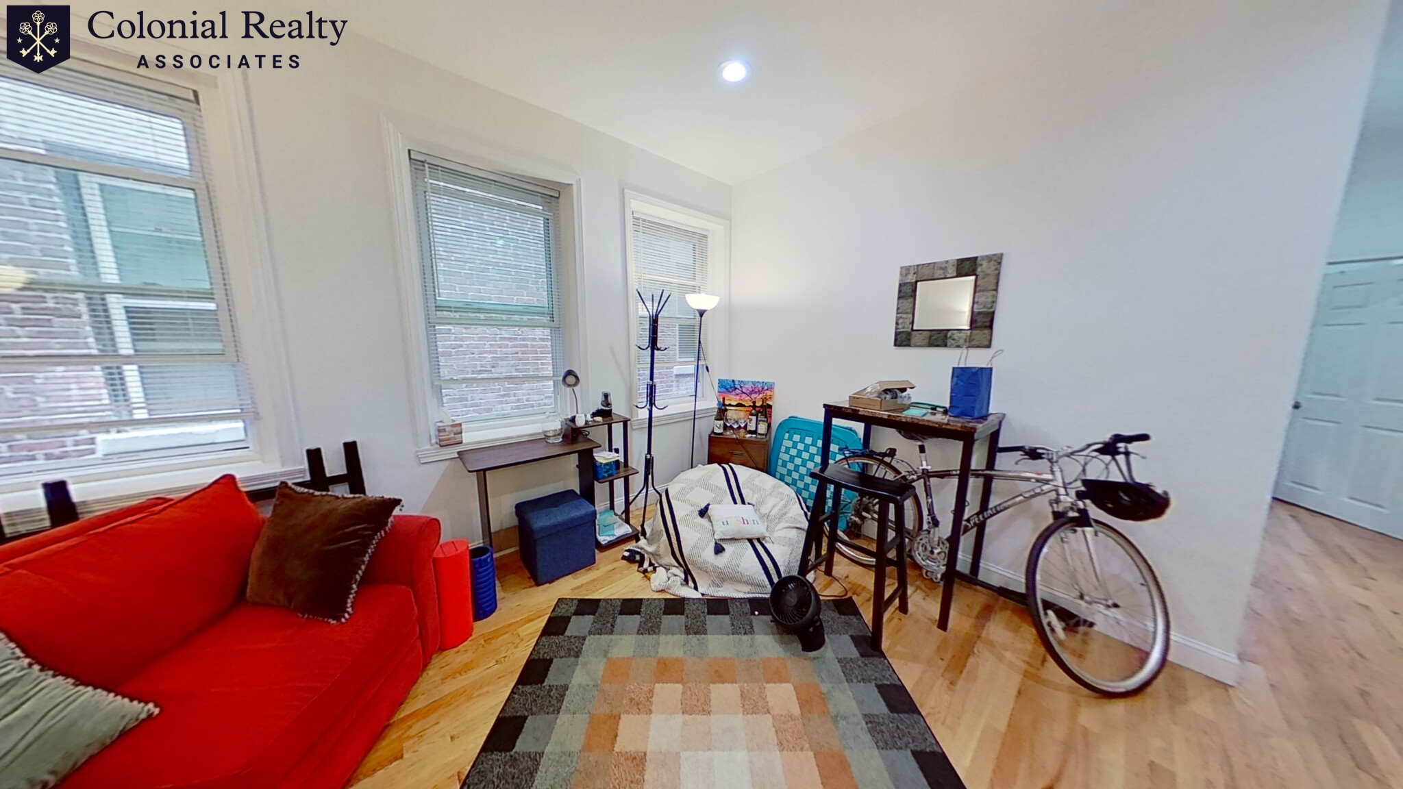 15 Aberdeen St, Fenway