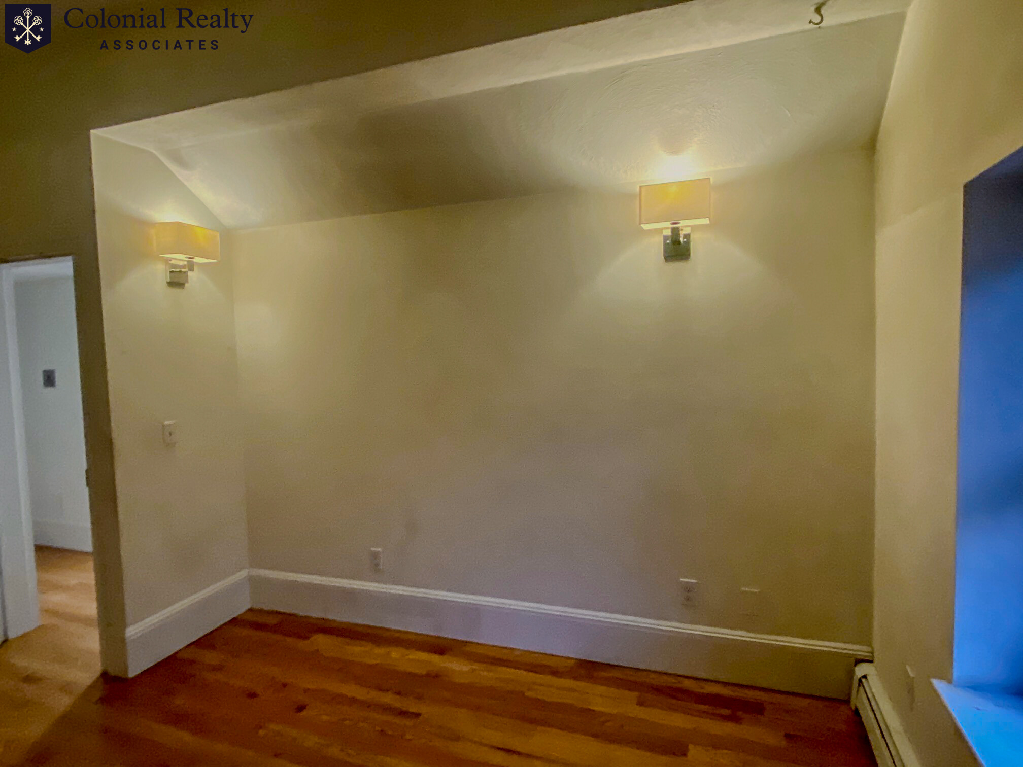 529 Massachusetts Ave, South End