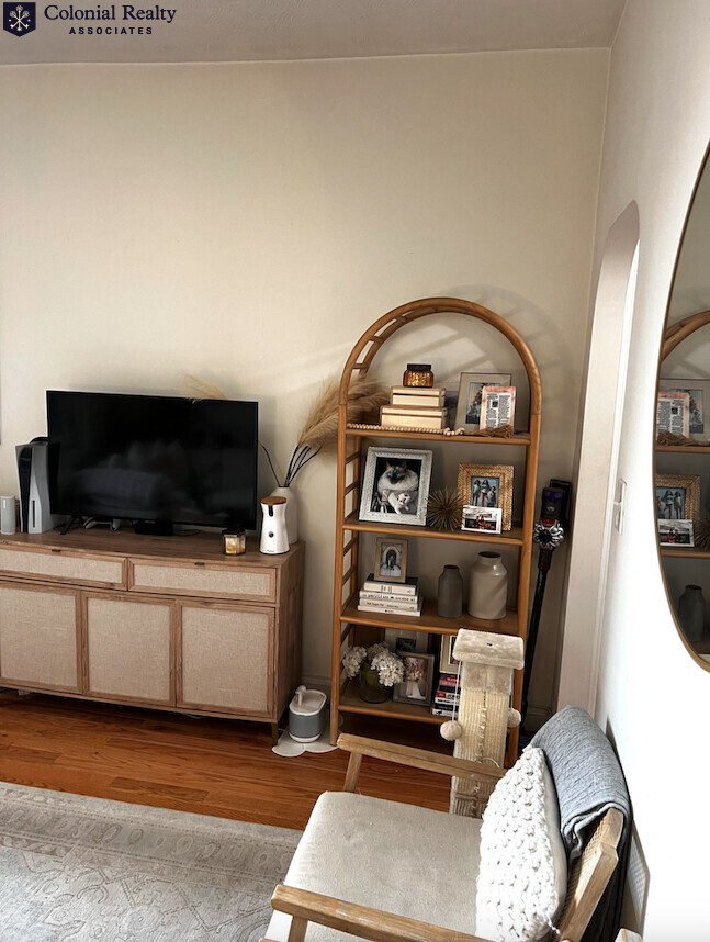 309 Berkeley St, Back Bay