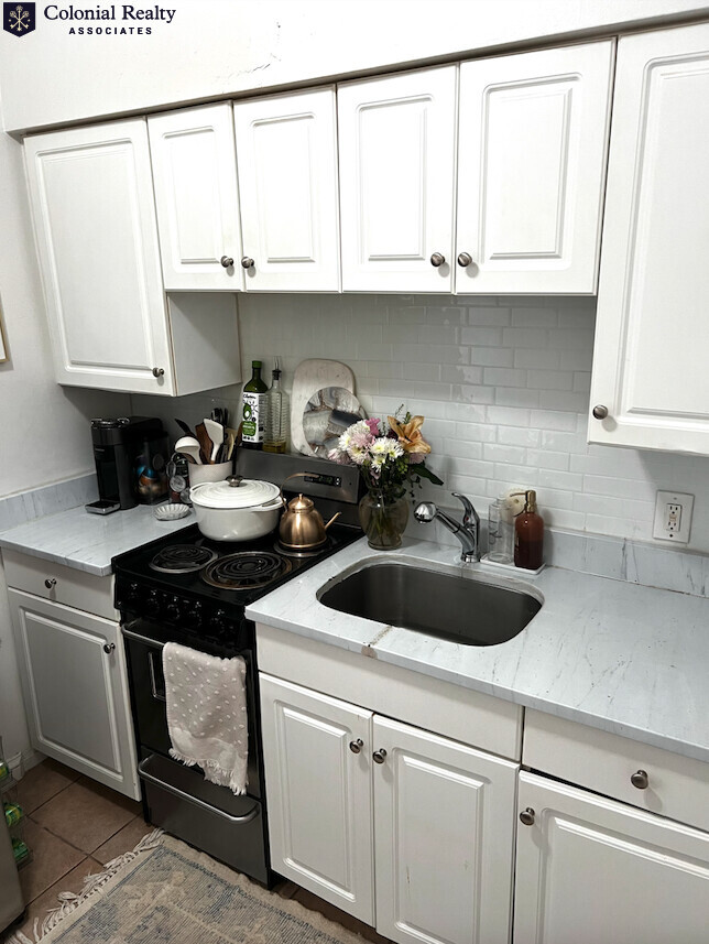 309 Berkeley St, Back Bay