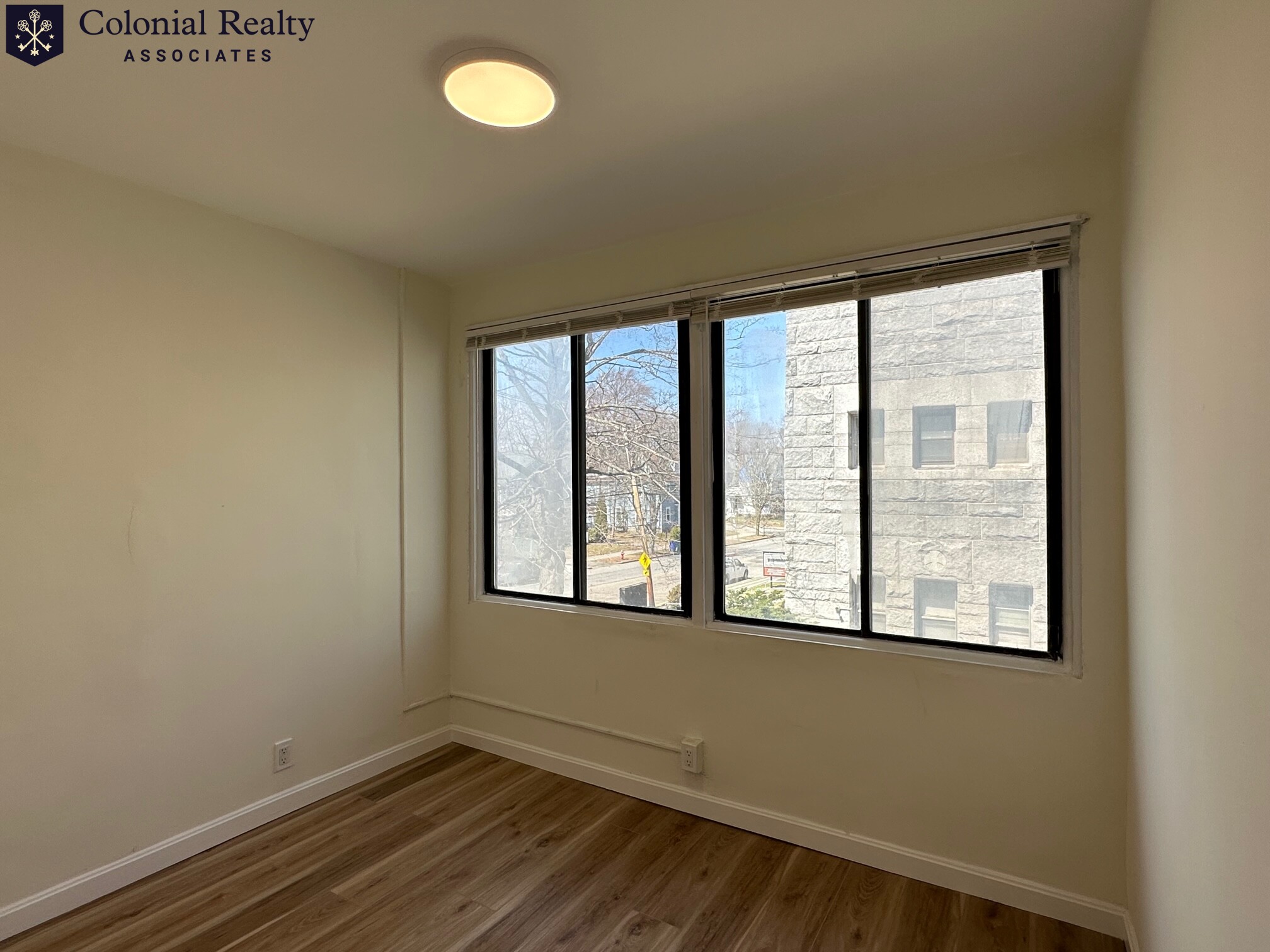 230 Walnut St, Newtonville