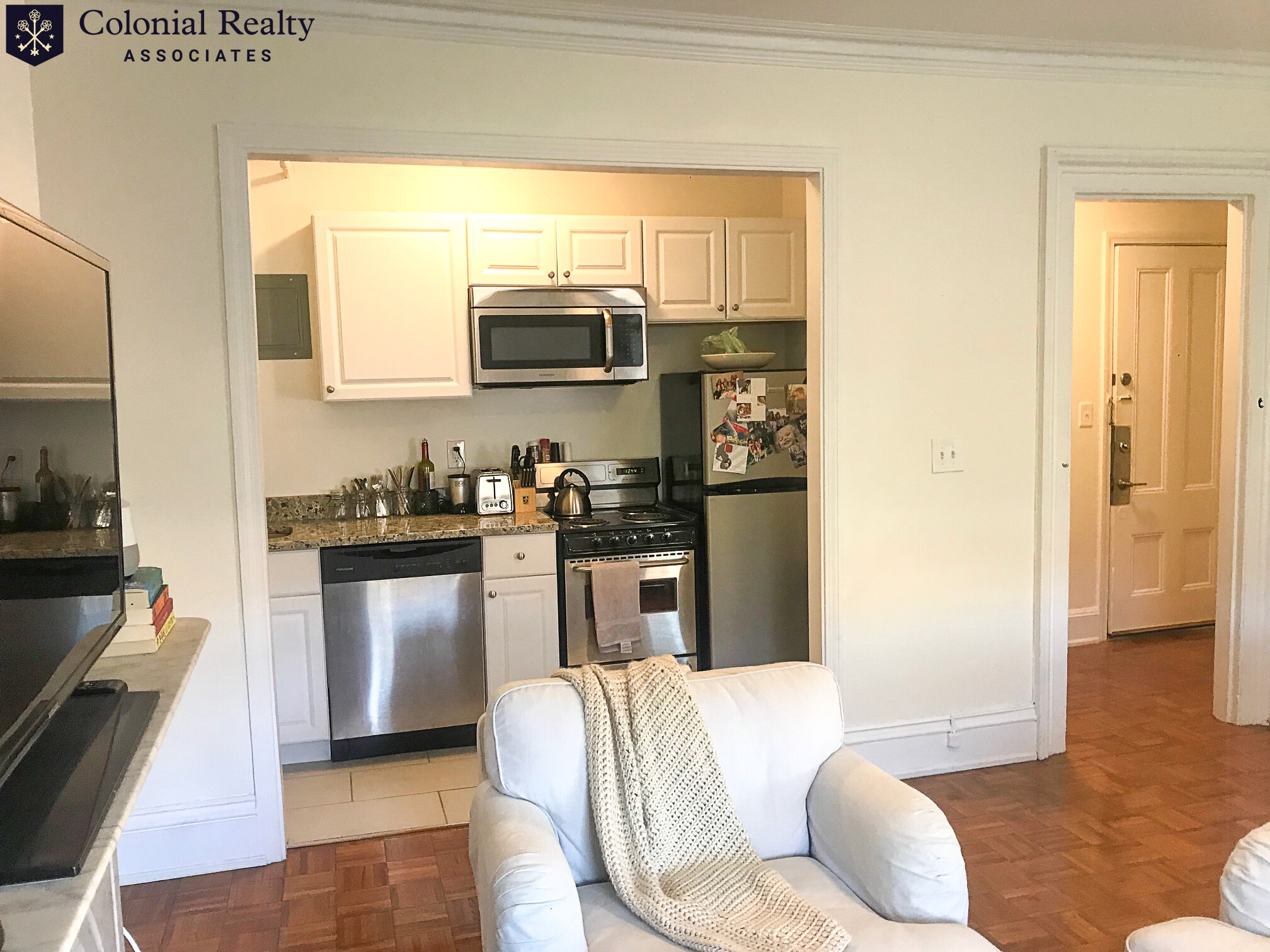 92 Charles St, Beacon Hill