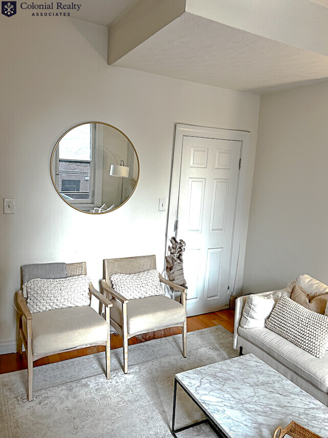 308 Berkeley St, Back Bay