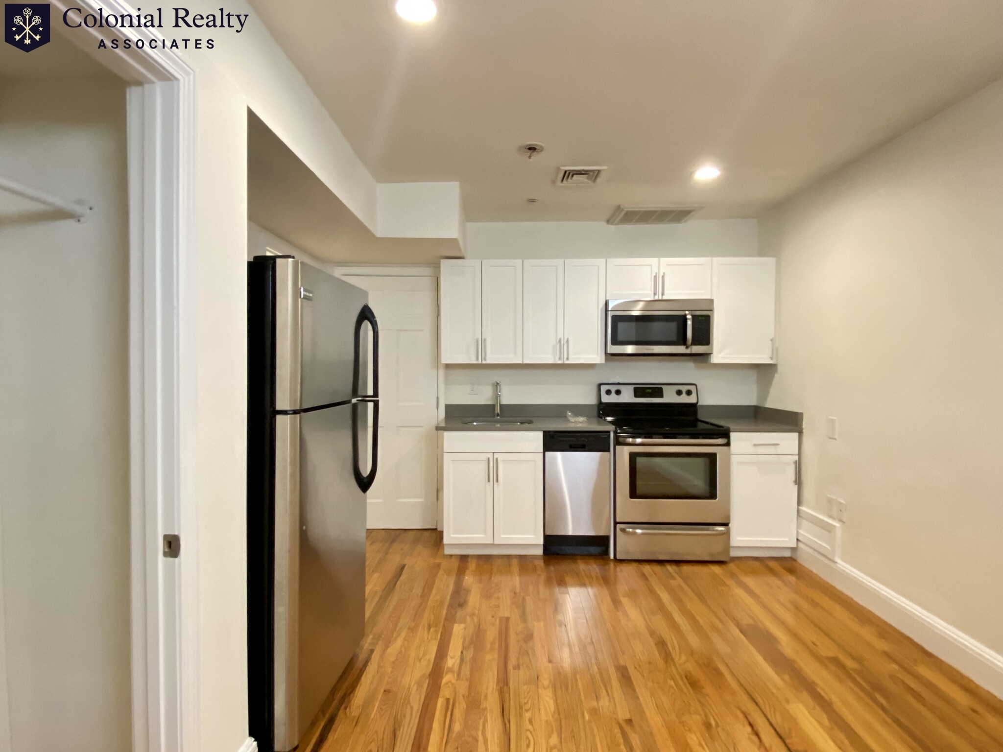 10 Brainerd Rd, Allston