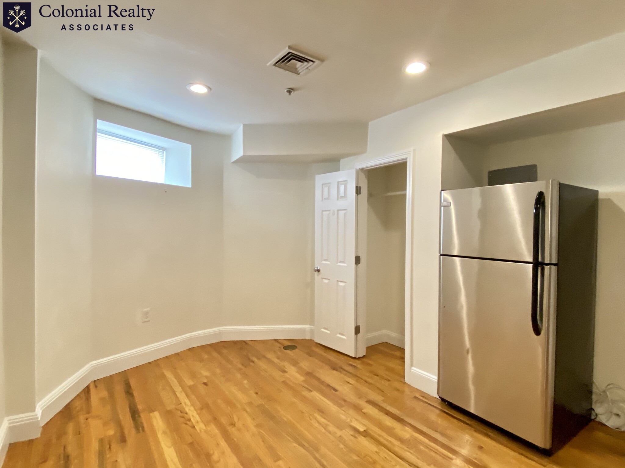 10 Brainerd Rd, Allston