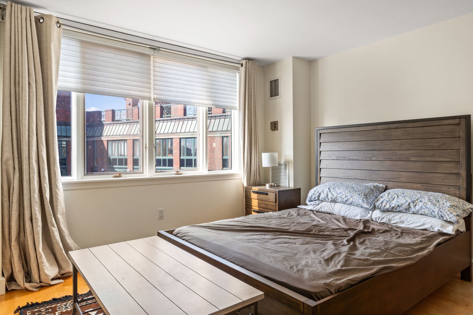 10 Rogers St, East Cambridge