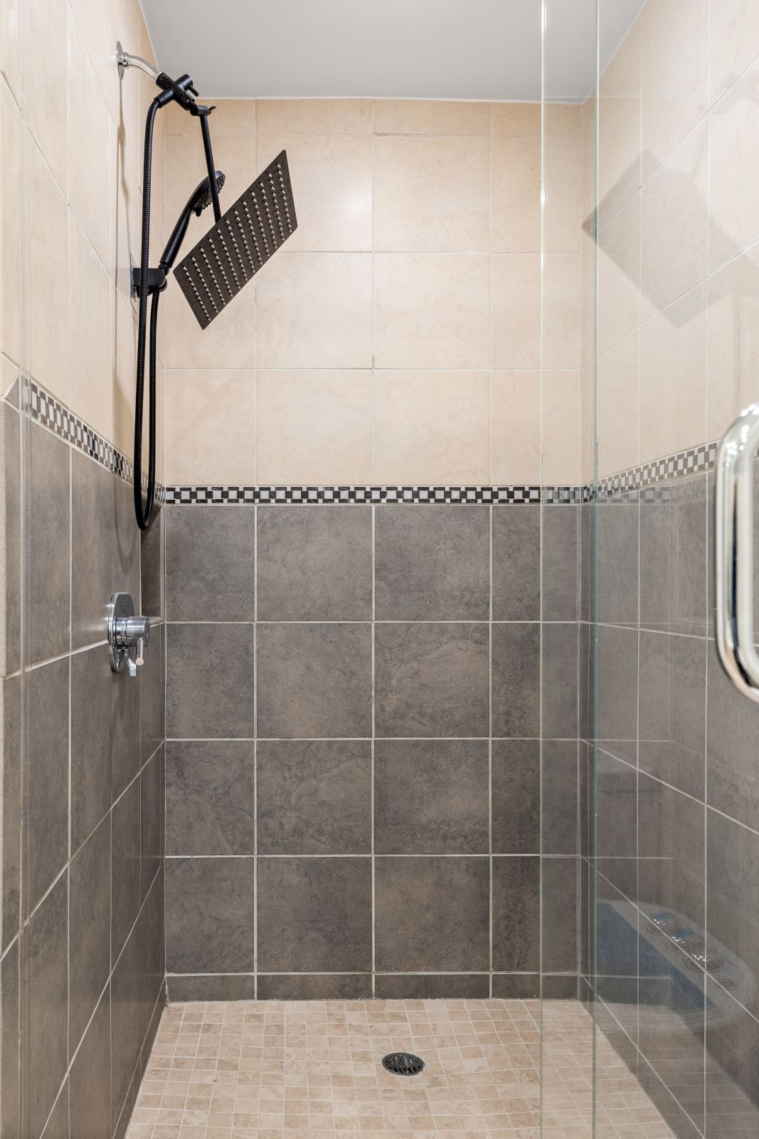 10 Rogers St, East Cambridge