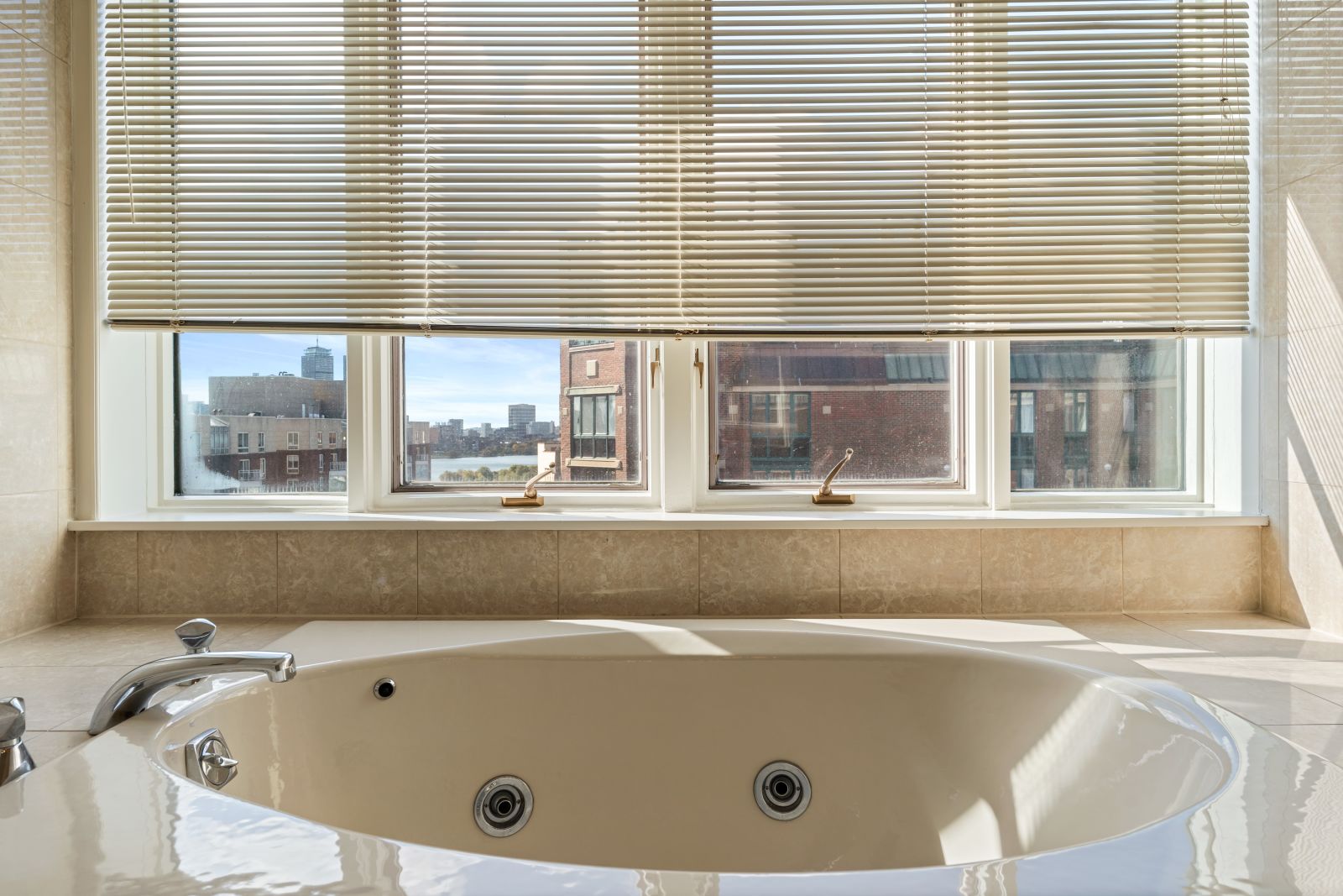 10 Rogers St, East Cambridge