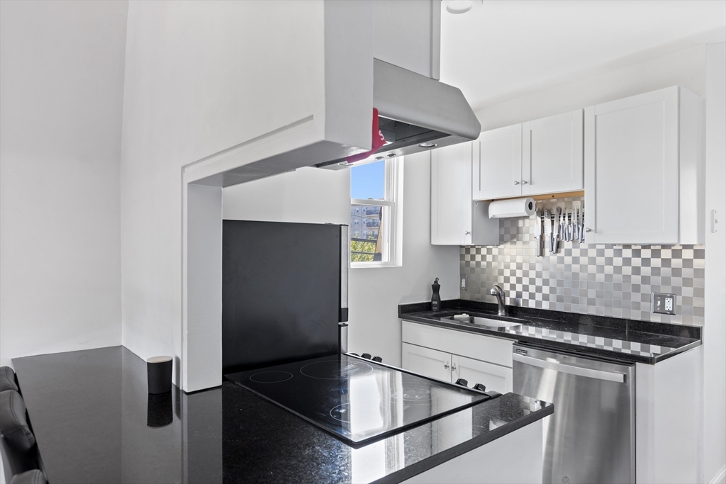 208 Washington, Chelsea