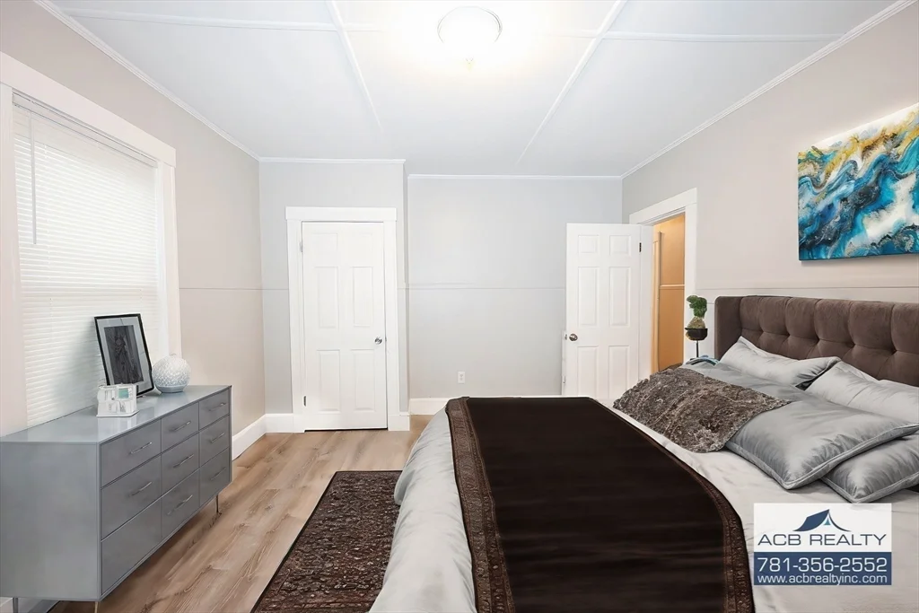 23 Des Moines Rd, Quincy