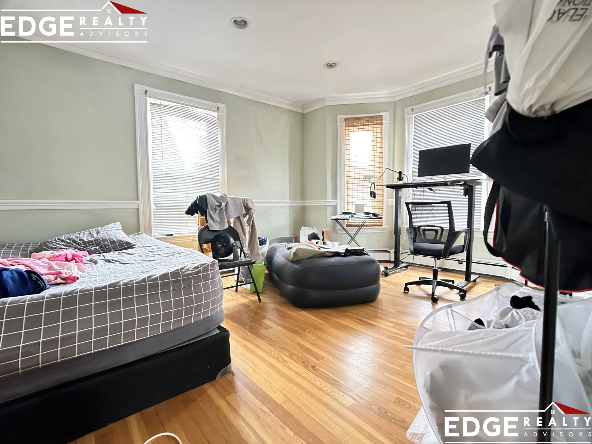 32 Bayard St, Allston