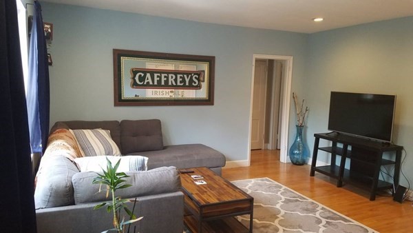 1 bed, 1 bath apartment for rent at 108 Maple St Unit 4, Malden — photo 2 of 11