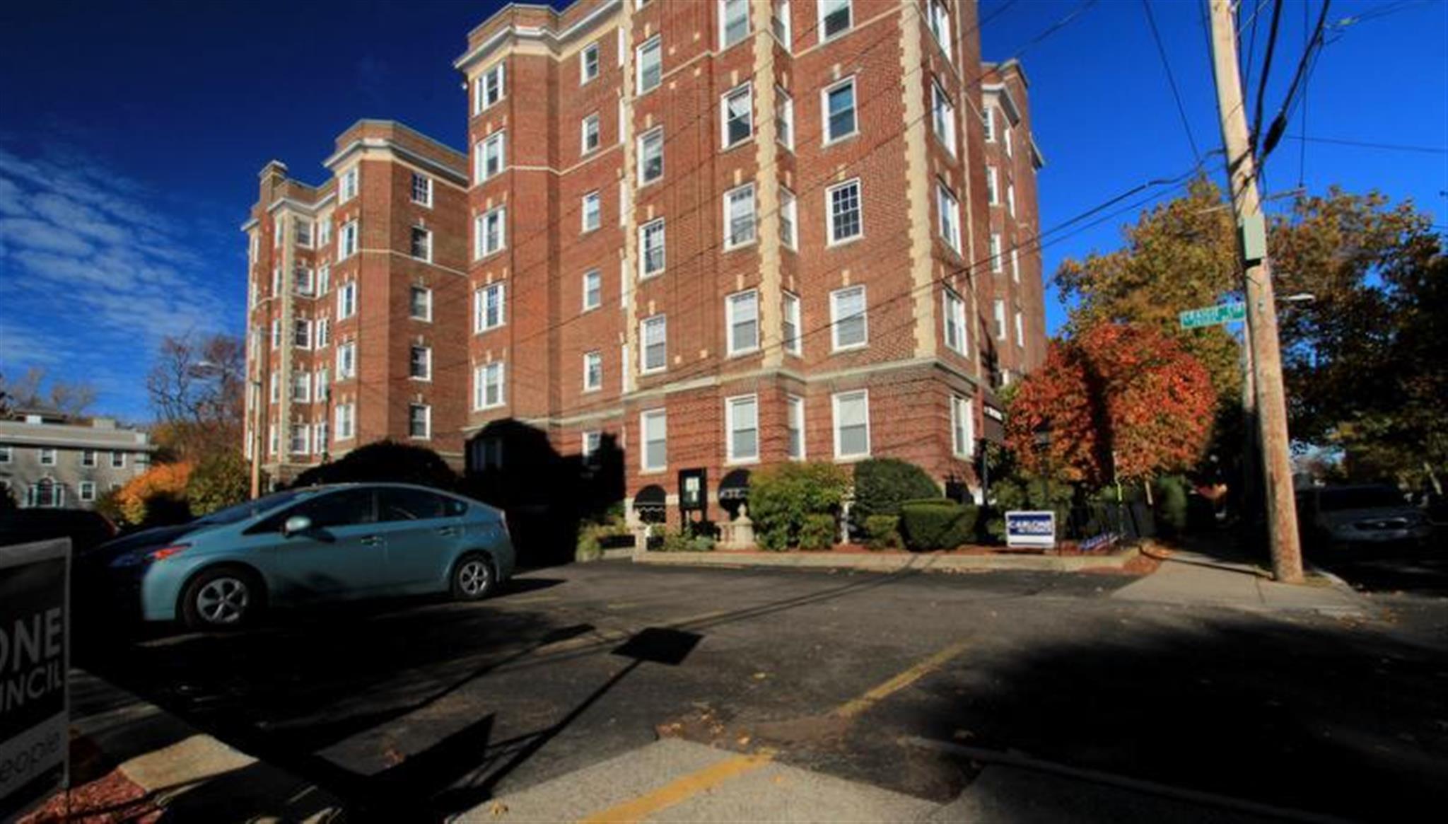 1.5 bed, 1 bath apartment for rent at 7 Craigie Cir Unit 23, Harvard Square — photo 14 of 19