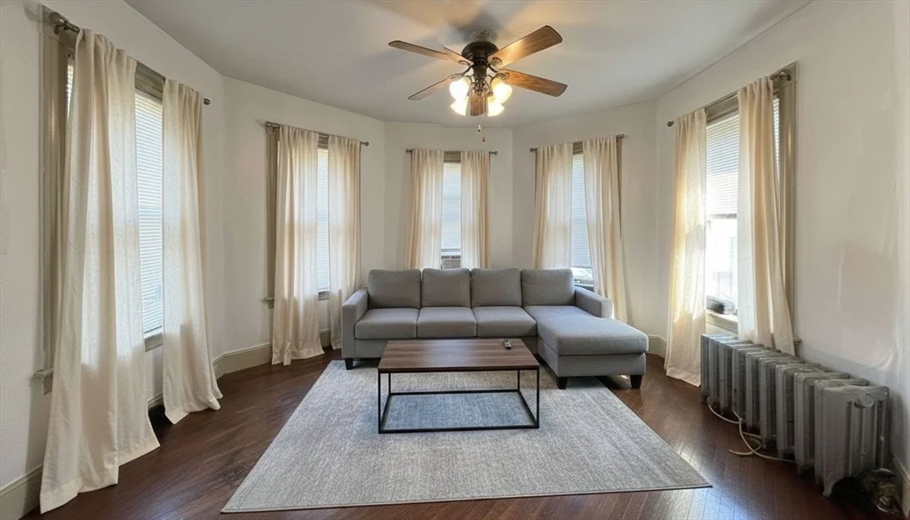 14 Tappan Ave, Attleboro