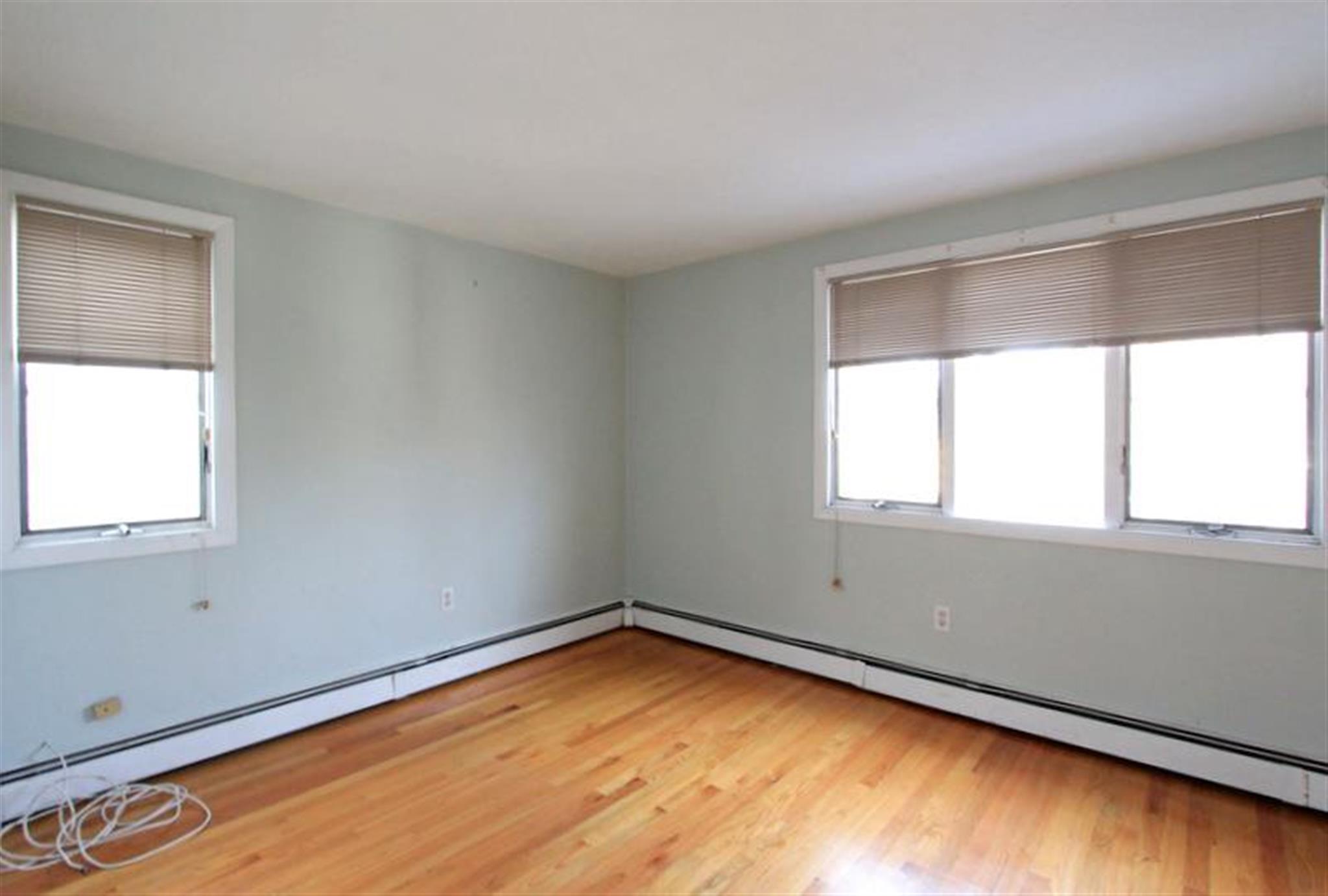 2 bed, 1.5 bath apartment for rent at 35 Howard St Unit 35, Central Square — photo 17 of 26