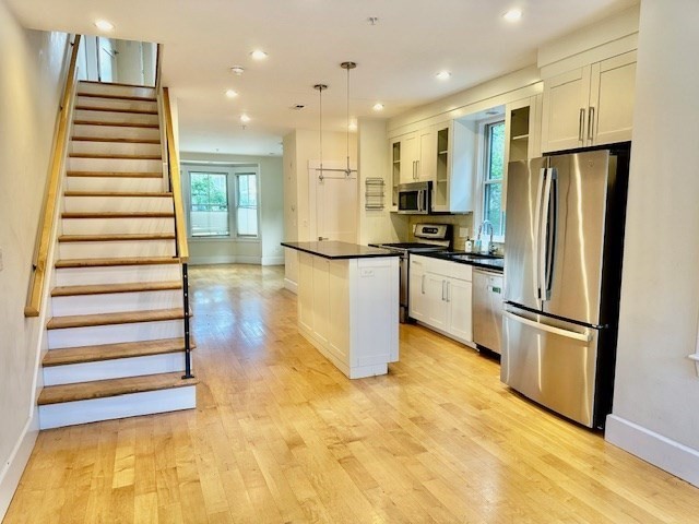 408 Putnam Ave, Cambridgeport