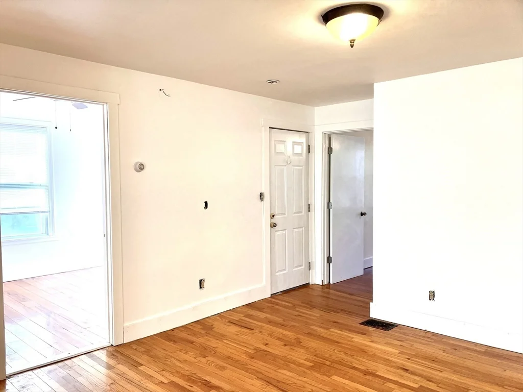 798 Summer St, Lynn