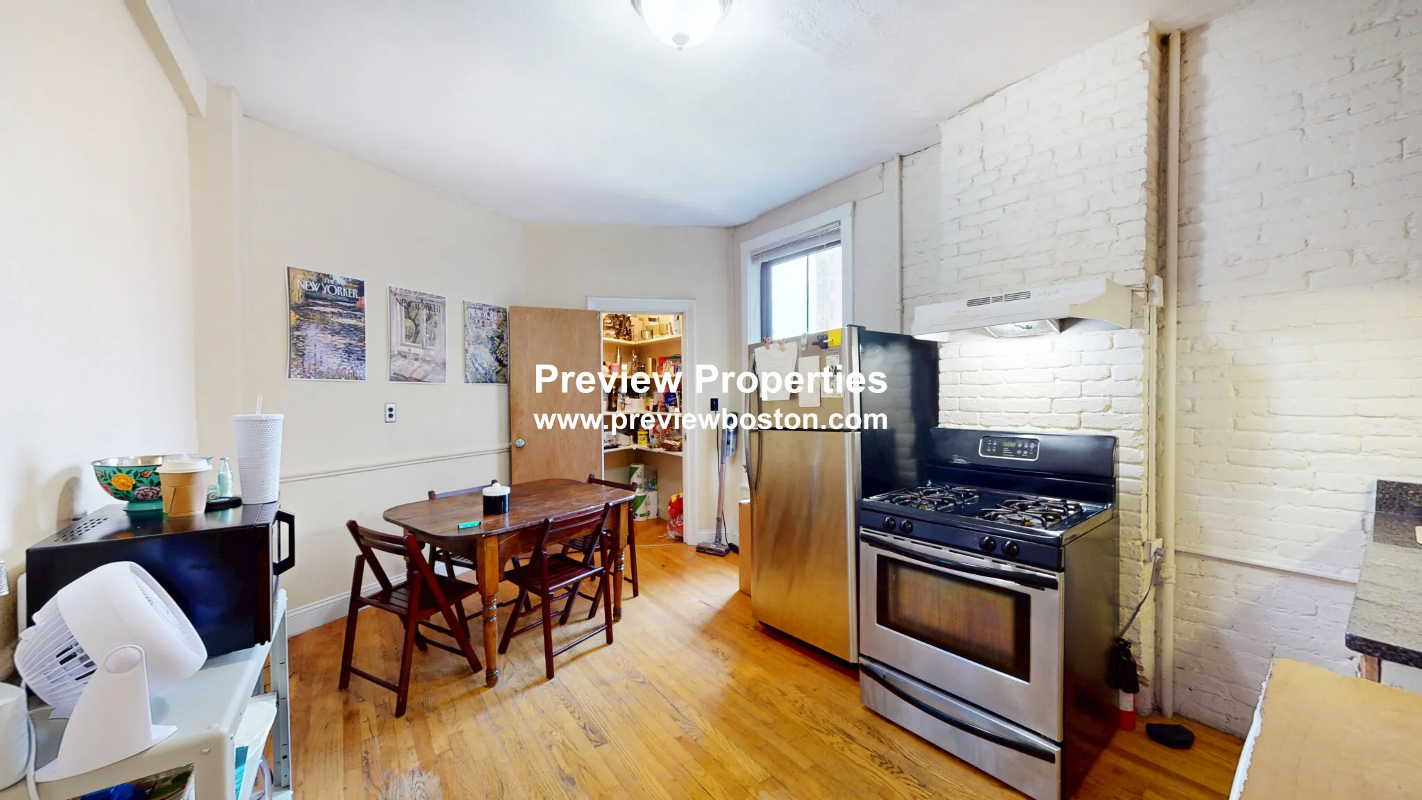 86 Hammond St, Roxbury