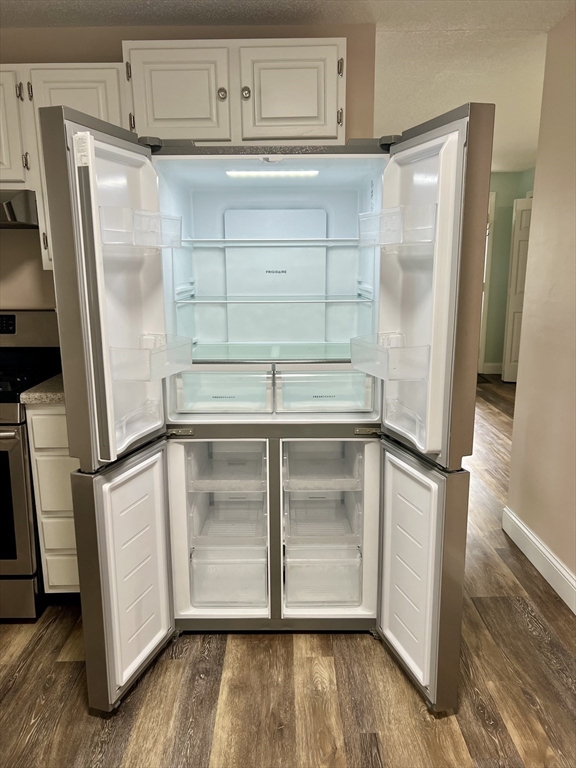 103 Main St, Pepperell