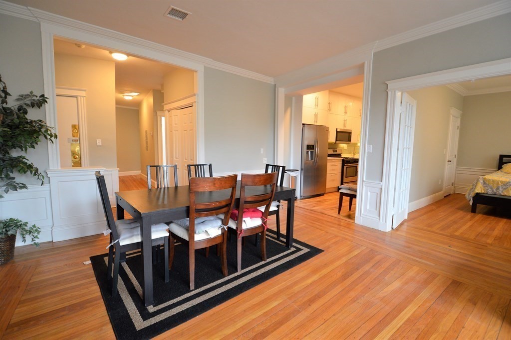 1657 Commonwealth Ave, Brighton