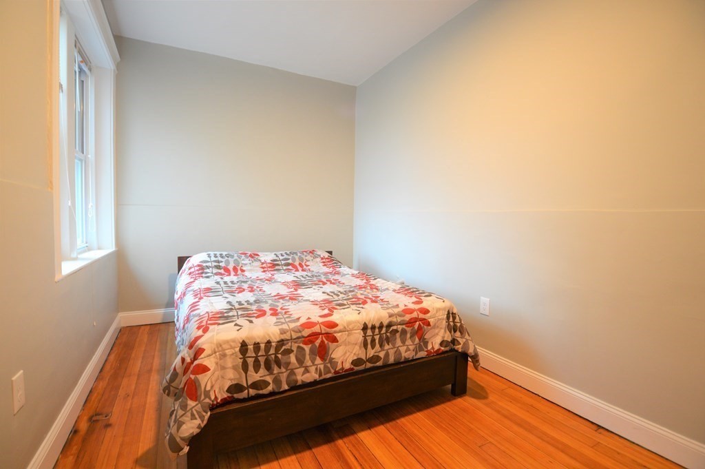 1657 Commonwealth Ave, Brighton