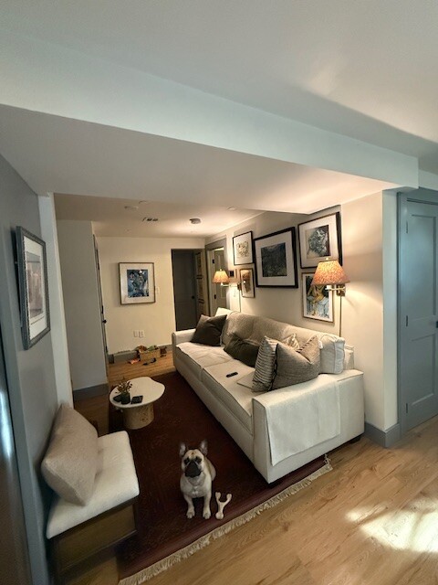 41 Long Ave, Brighton