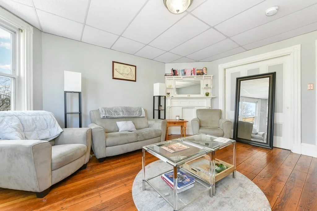 733 E 3rd St, South Boston