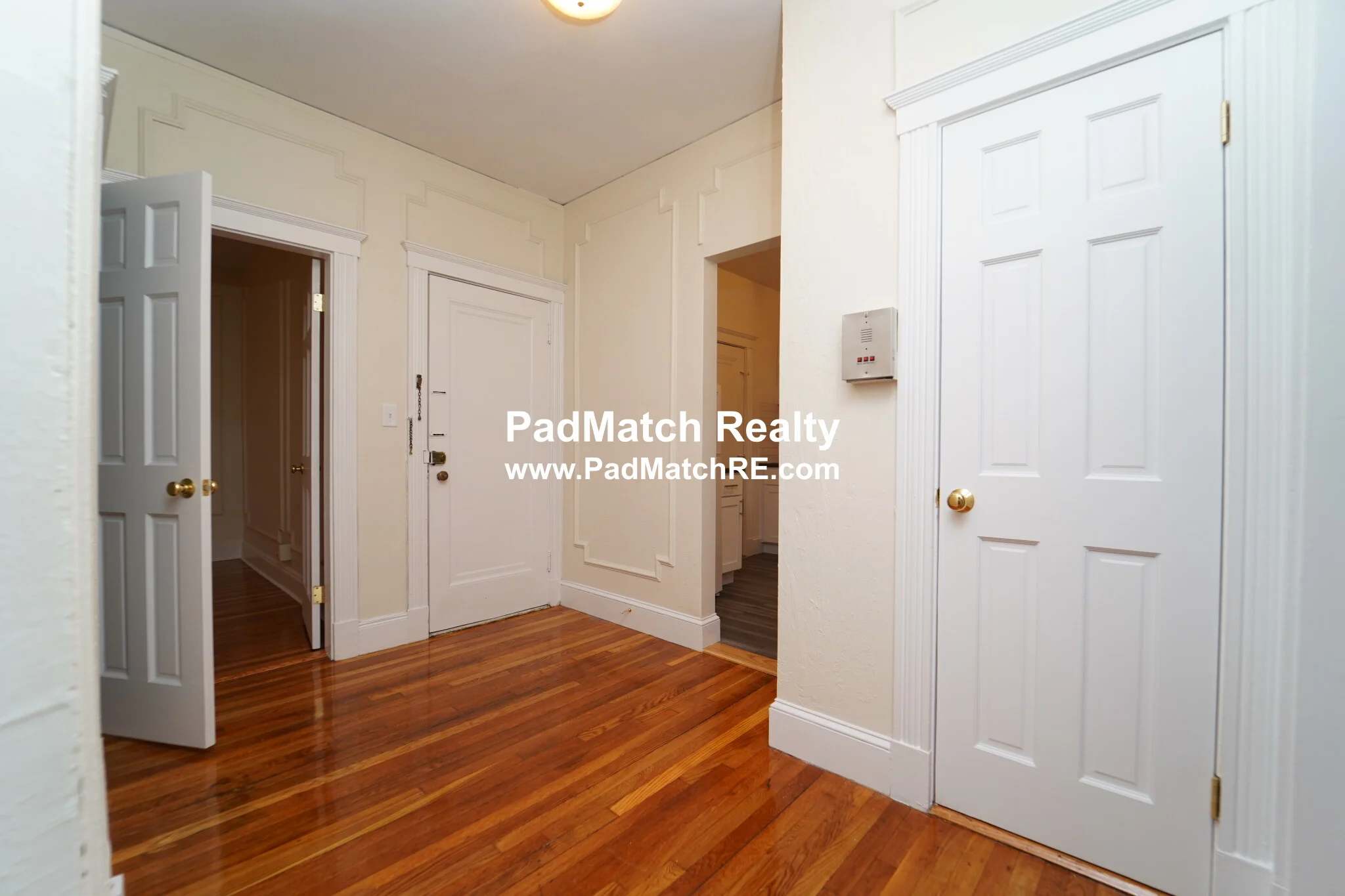 1800 Commonwealth Ave, Brighton