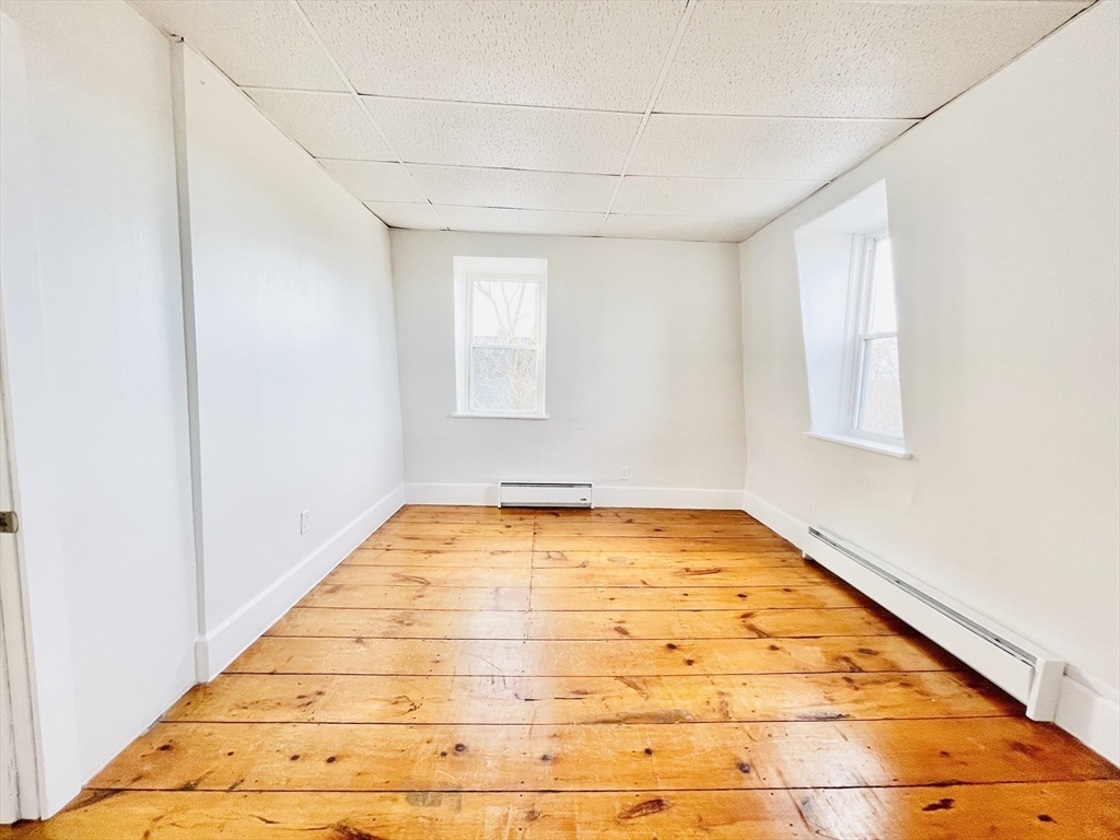 14 Auburn St, Worcester