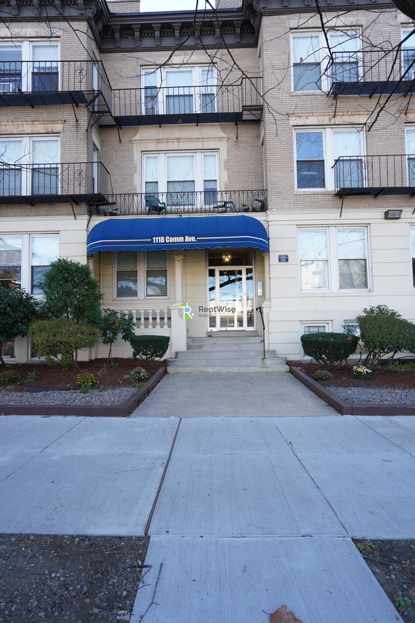 1118 Commonwealth Ave, Allston