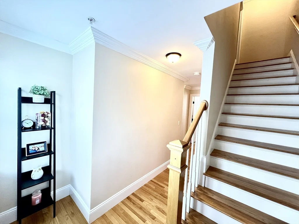 75 Brackett St, Quincy