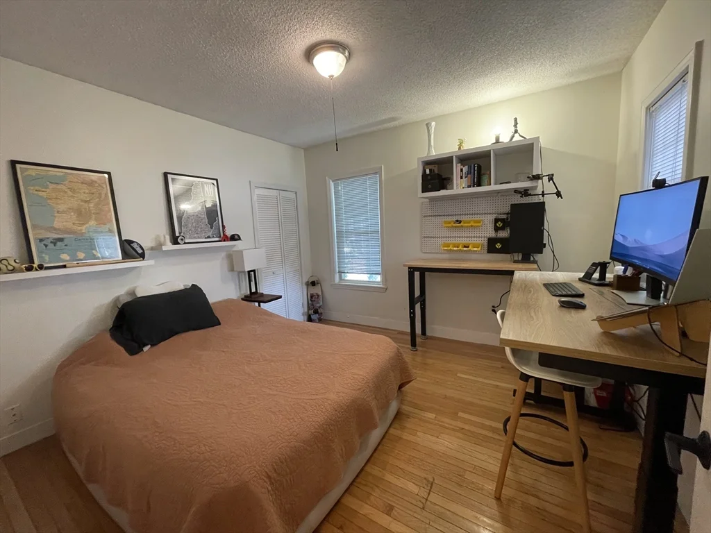 7 Richardson Ter, Magoun Square