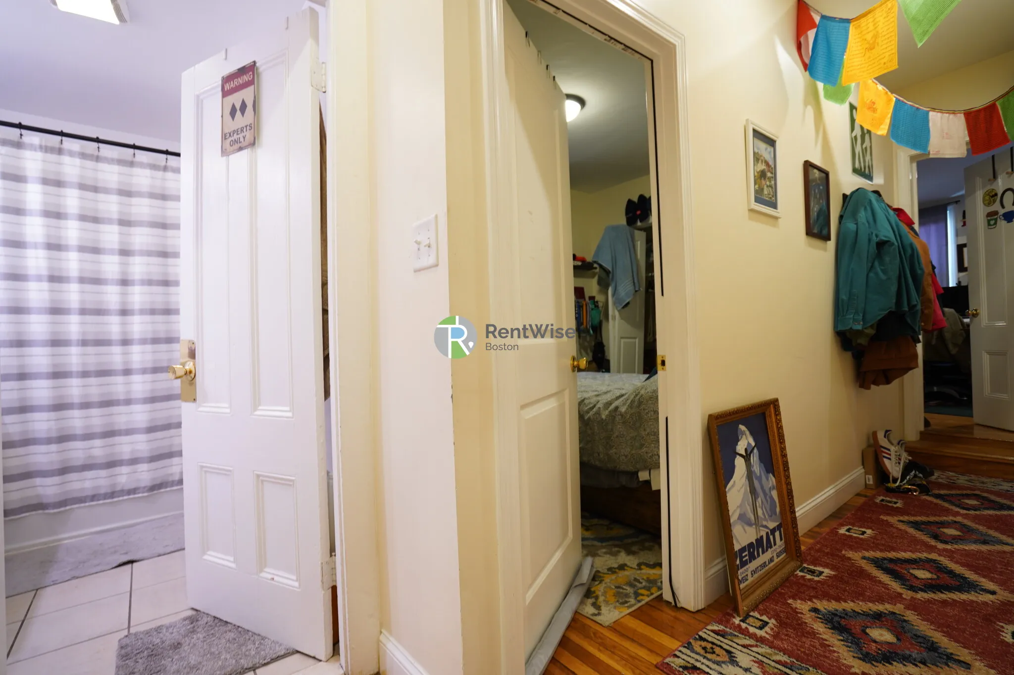 2572 Massachusetts Ave, North Cambridge