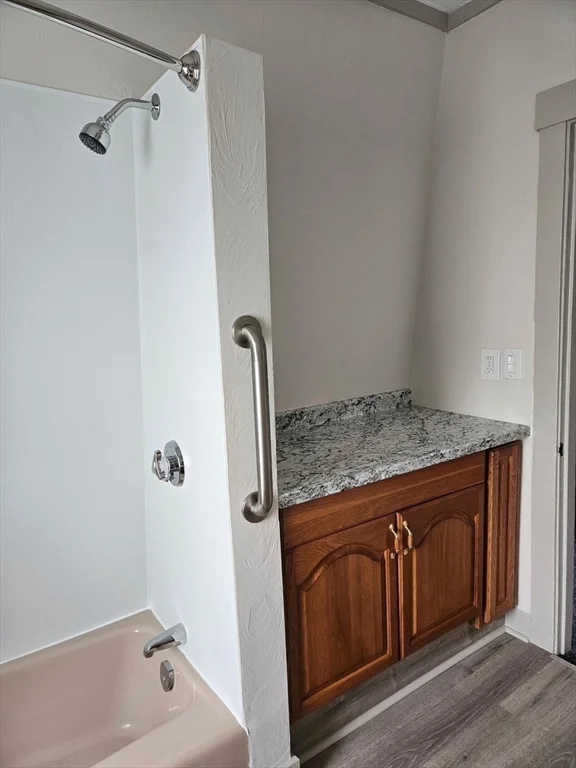 123 Smith St, Fall River