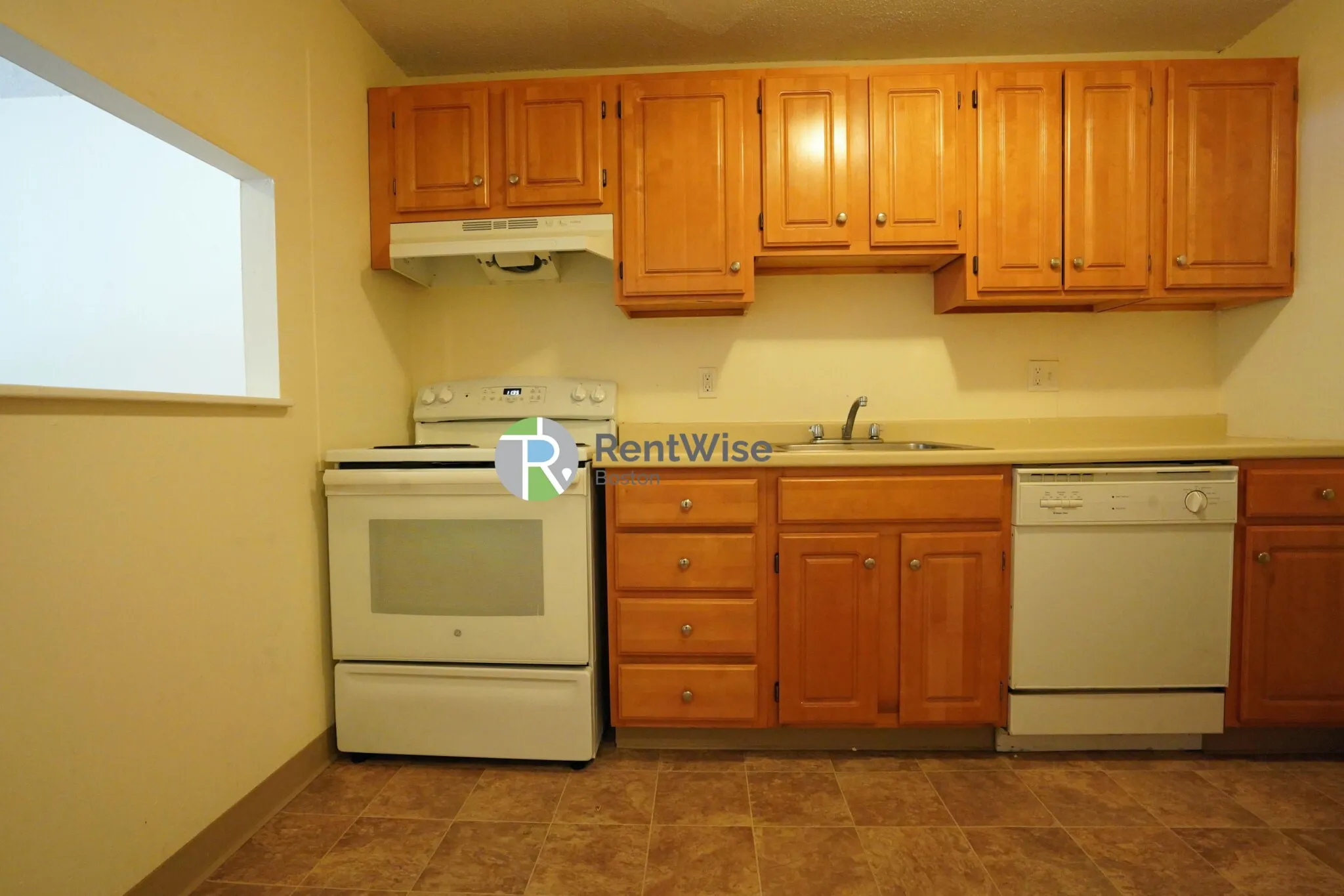 66 Homer Ave, West Cambridge