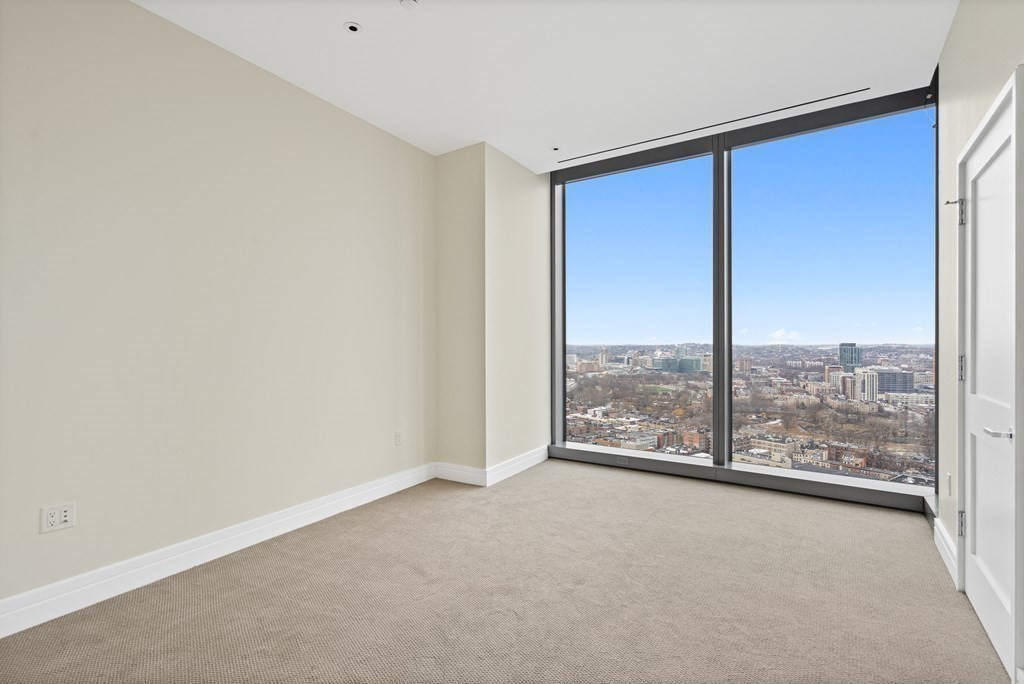 1 Dalton St, Back Bay