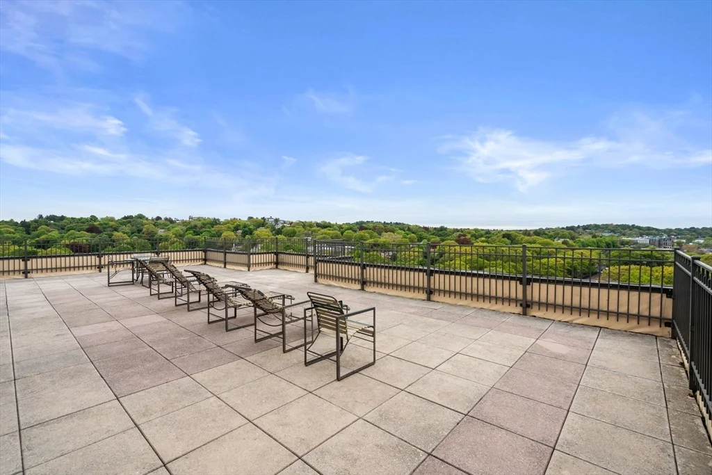 1731 Beacon, Brookline