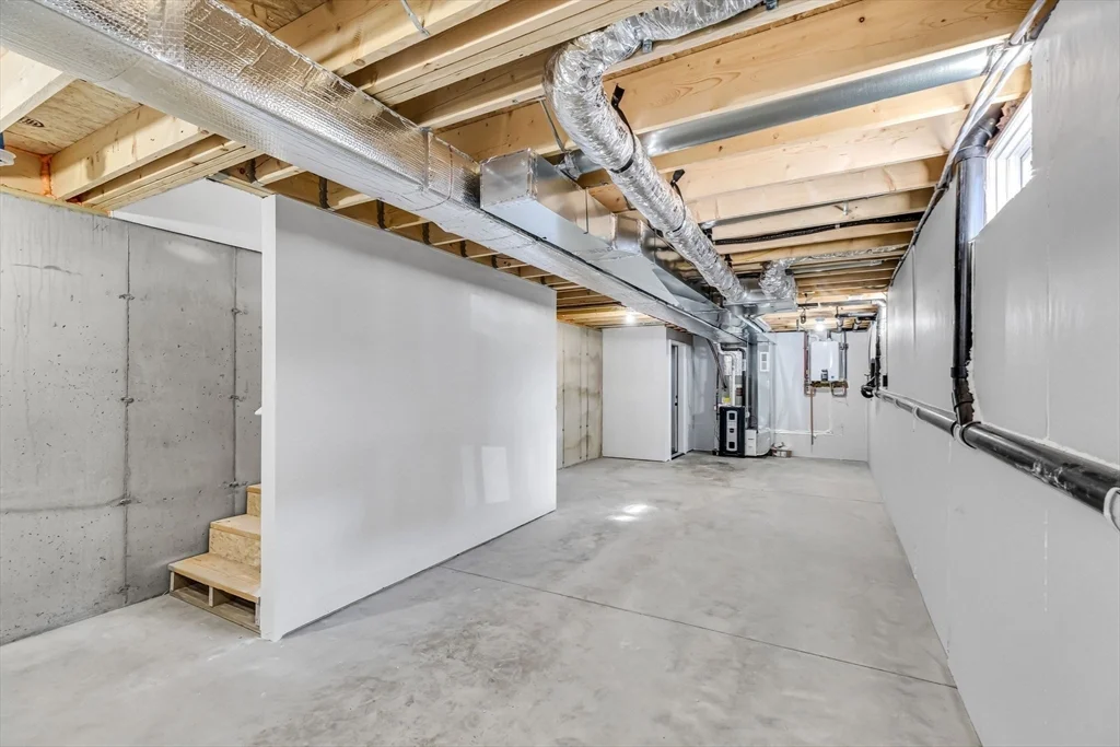 213 Pine St, Springfield