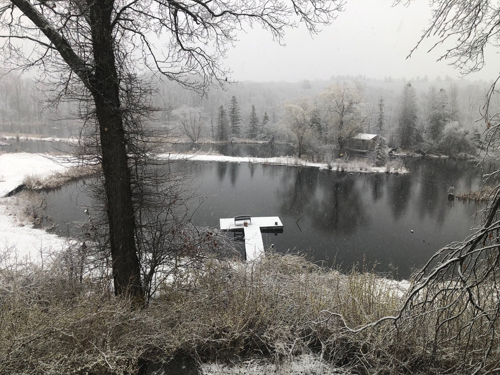 210 Washington St, Sherborn