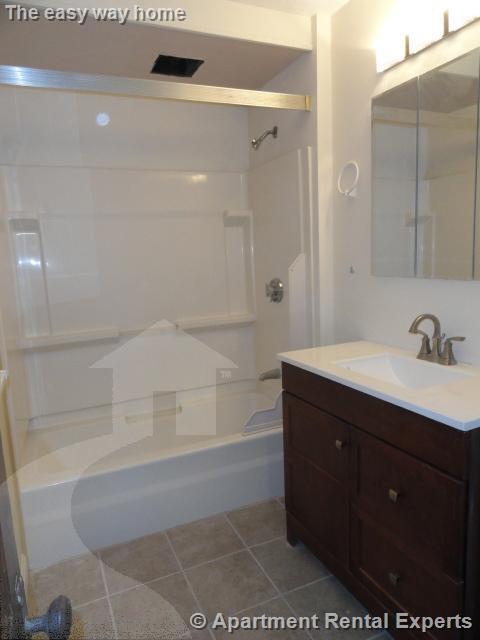 101 Heath St, Winter Hill