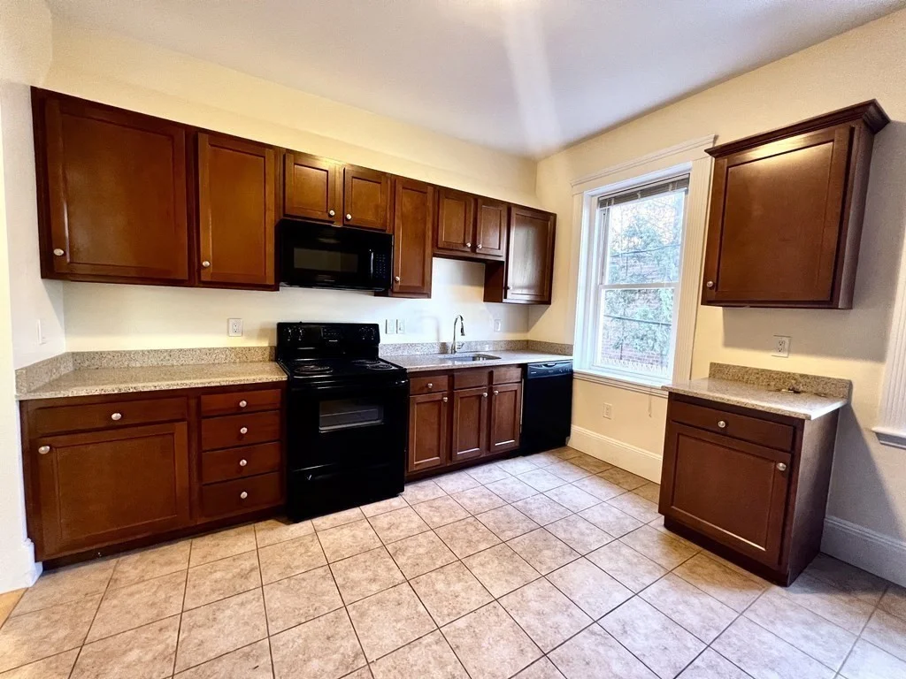 102 Trowbridge St, Mid-Cambridge